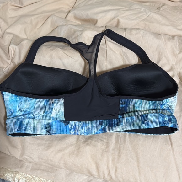 Lululemon Speed Up Bra | size 12 - Picture 2 of 2